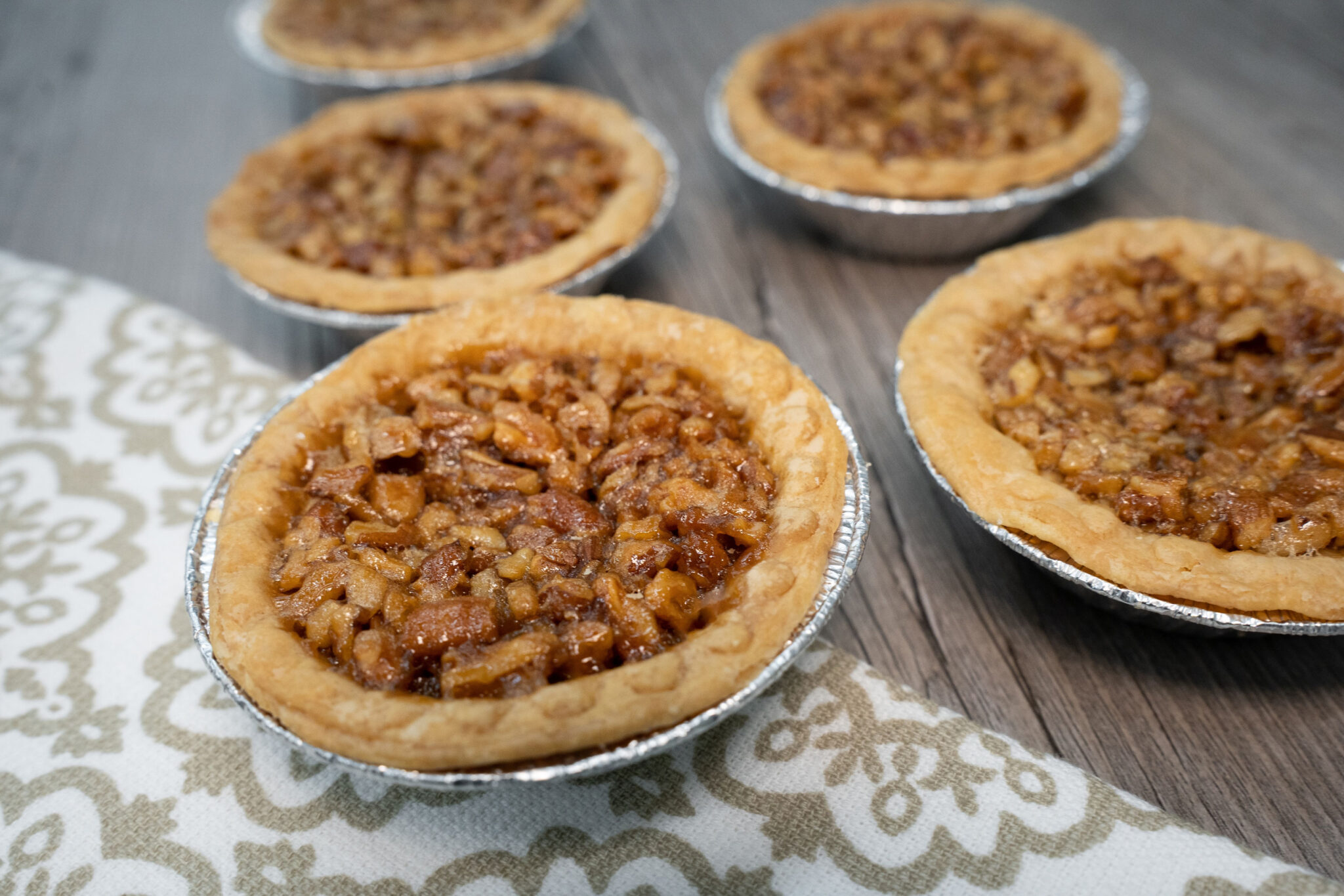 Mini Old Fashioned Pecan Pies (Case of 12 pies) 2 lbs. 4 oz. – Joe C ...